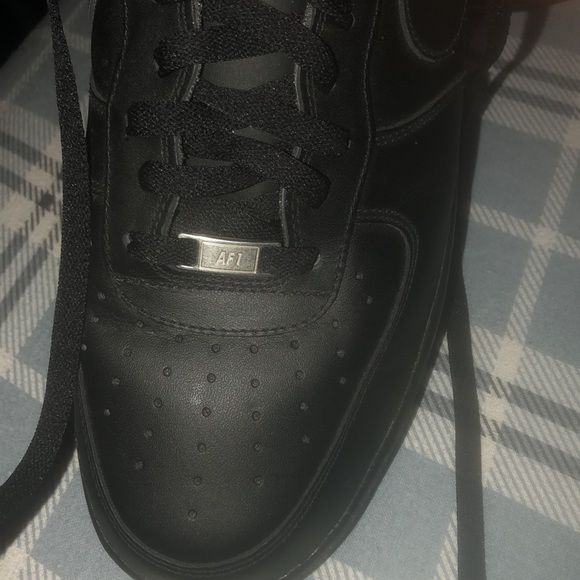Black Air Force 1s - Picture 3 of 4